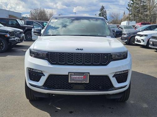 2025 Jeep Grand Cherokee Summit