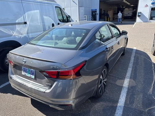 2021 Nissan Altima SR Intelligent AWD