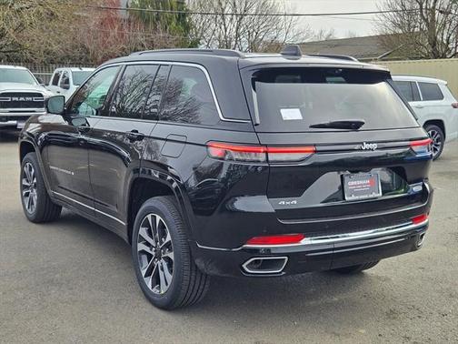 2025 Jeep Grand Cherokee Overland