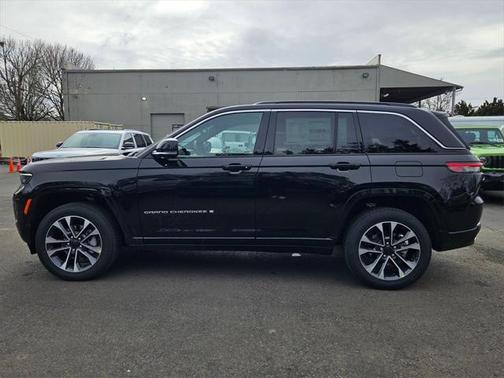2025 Jeep Grand Cherokee Overland