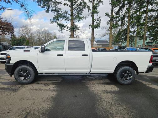 2026 RAM 3500 Tradesman Crew Cab 4x4 8' Box
