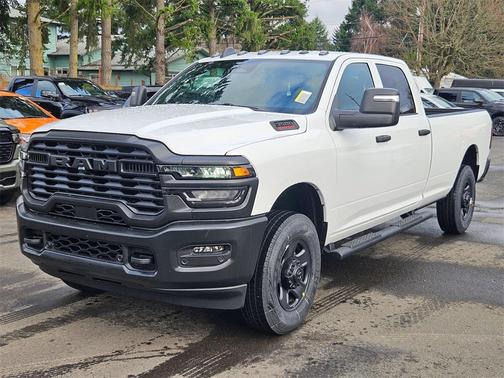 2026 RAM 3500 Tradesman Crew Cab 4x4 8' Box