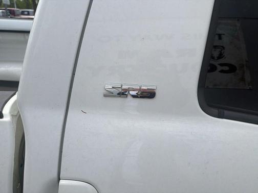 Super White 2017 Toyota Tundra SR5