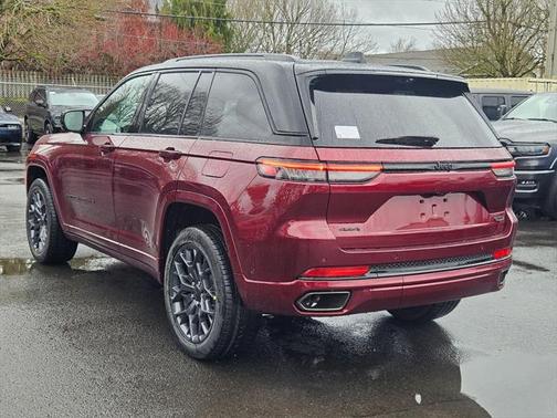 2025 Jeep Grand Cherokee Summit