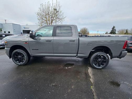 Ceramic Gray Clearcoat 2026 RAM 2500 Laramie Crew Cab 4x4 6'4' Box