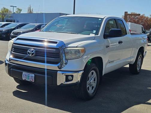 2015 Toyota Tundra SR5