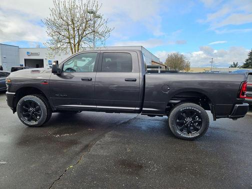 Granite Crystal Metallic Clearcoat 2026 RAM 2500 Big Horn Crew Cab 4x4 6'4' Box