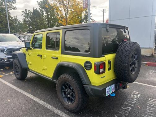 2024 Jeep Wrangler 4xe Willys
