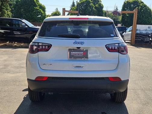 2025 Jeep Compass Sport