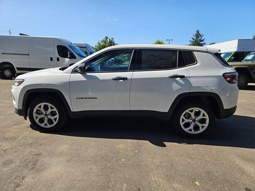 2025 Jeep Compass Sport