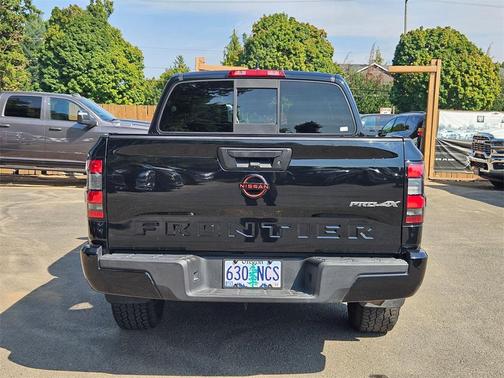 2022 Nissan Frontier PRO-4X