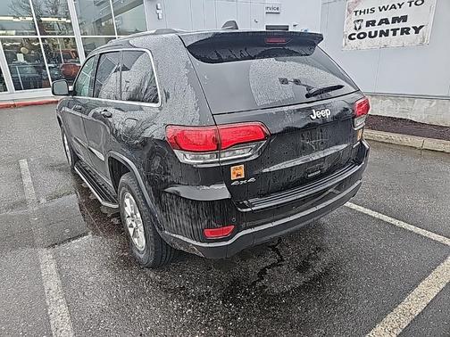 2020 Jeep Grand Cherokee Laredo