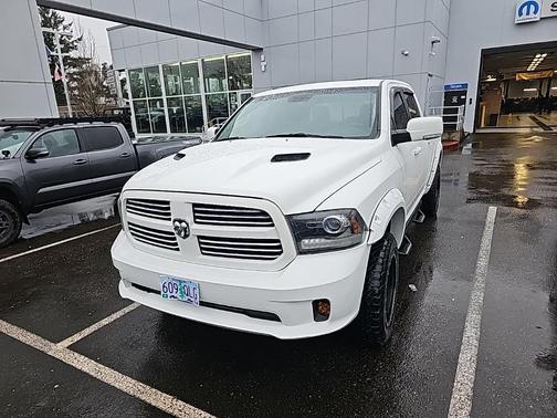 2016 RAM 1500 Sport