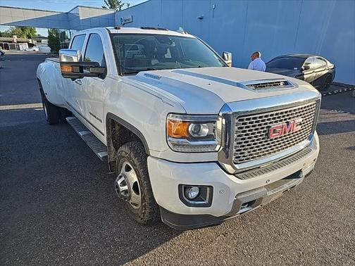 2017 GMC Sierra 3500 Denali