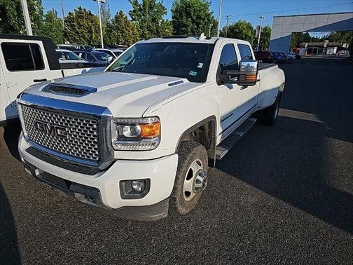 2017 GMC Sierra 3500 Denali