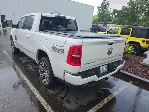Bright White Clearcoat 2025 RAM 1500 ST