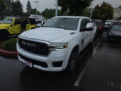 Bright White Clearcoat 2025 RAM 1500 ST