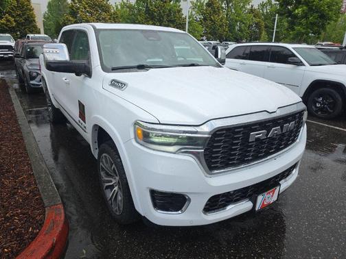 Bright White Clearcoat 2025 RAM 1500 ST