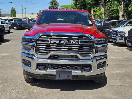 2025 RAM 2500 Big Horn Crew Cab 4x4 8' Box