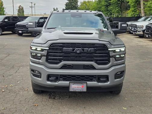 2025 RAM 3500 Laramie Crew Cab 4x4 8' Box