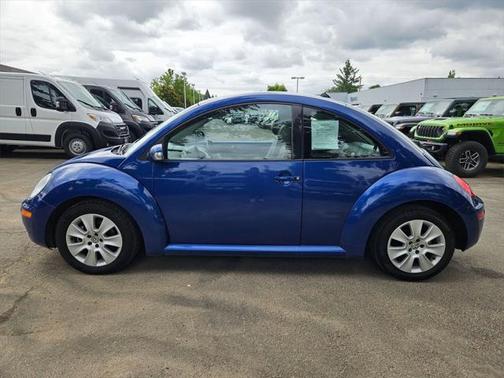 2008 Volkswagen New Beetle S