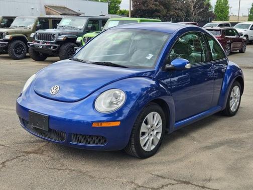 2008 Volkswagen New Beetle S