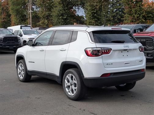 2026 Jeep Compass Latitude