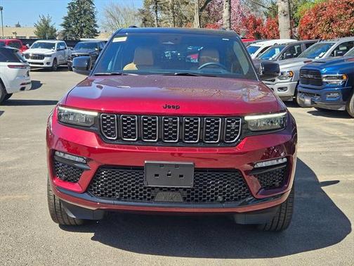 2025 Jeep Grand Cherokee Summit