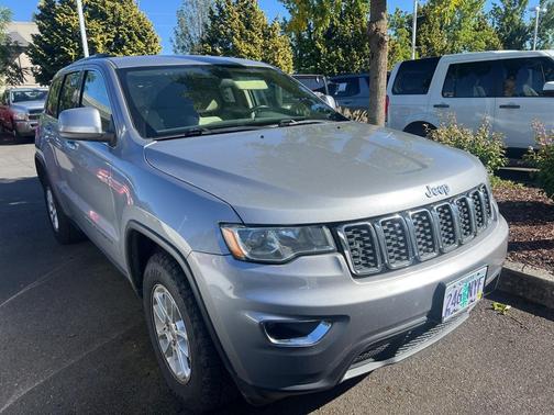 2019 Jeep Grand Cherokee Laredo