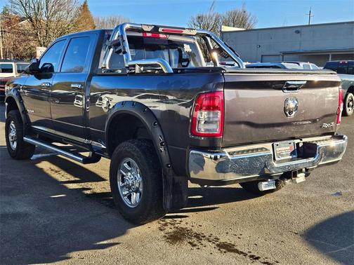 2020 RAM 2500 Tradesman Crew Cab 4X4 6'4' Box