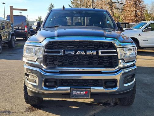 2020 RAM 2500 Tradesman Crew Cab 4X4 6'4' Box