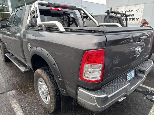 2020 RAM 2500 Tradesman Crew Cab 4X4 6'4' Box