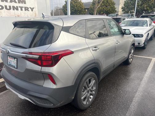 2021 Kia Seltos LX