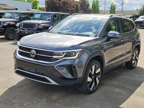 2024 Volkswagen Taos 1.5T SEL