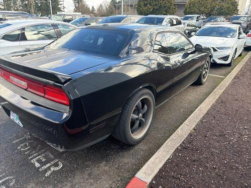 2012 Dodge Challenger SXT
