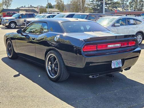 2012 Dodge Challenger SXT