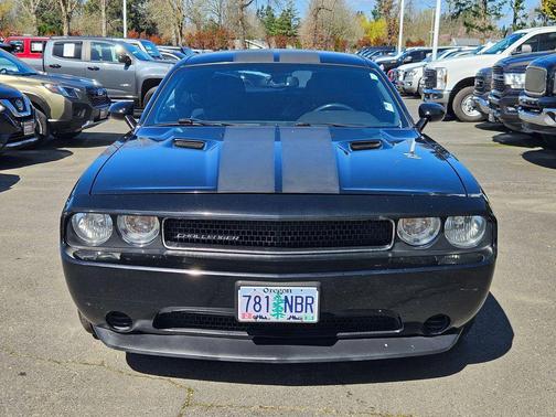 2012 Dodge Challenger SXT