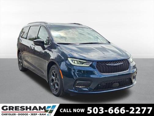 2025 Chrysler Pacifica Hybrid Premium S Appearance Pkg
