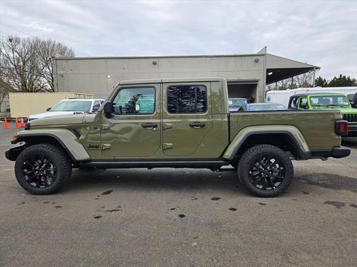2025 Jeep Gladiator Nighthawk
