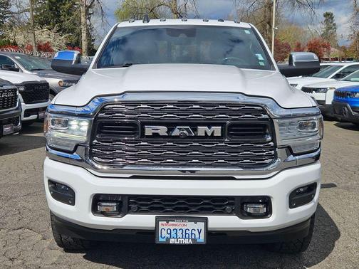 2022 RAM 2500 Limited Crew Cab 4x4 6'4' Box