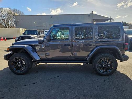 2025 Jeep Wrangler 4xe Sahara