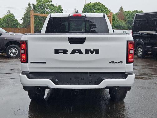Bright White Clearcoat 2026 RAM 1500 Big Horn/Lone Star