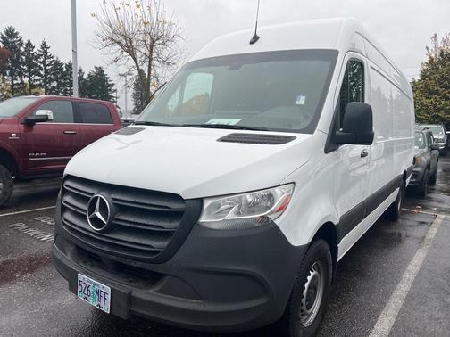 2019 Mercedes-Benz Sprinter 2500 Cargo 170 WB