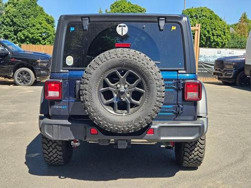 2025 Jeep Wrangler 4xe Willys