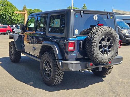 2025 Jeep Wrangler 4xe Willys
