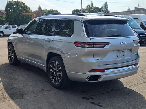 2023 Jeep Grand Cherokee L Overland