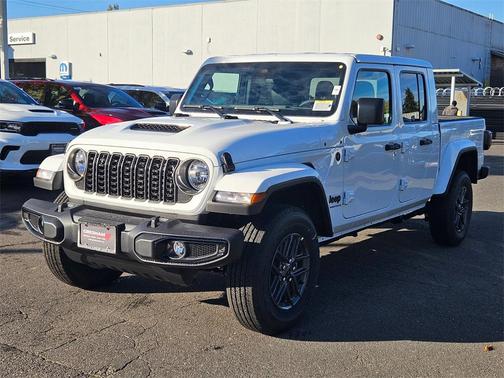 2025 Jeep Gladiator Sport S