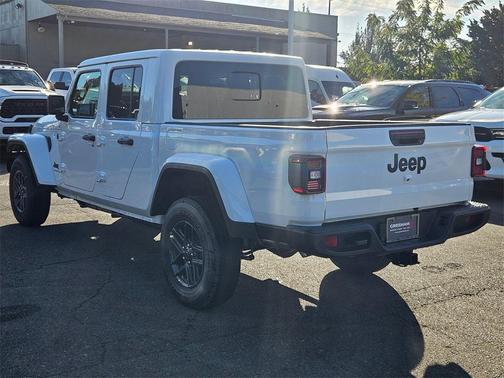 2025 Jeep Gladiator Sport S