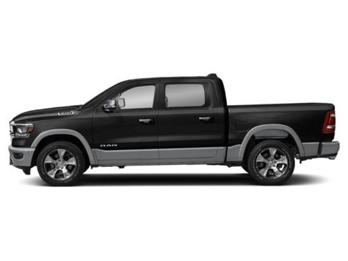 Diamond Black Crystal Pearlcoat 2019 RAM 1500 Laramie