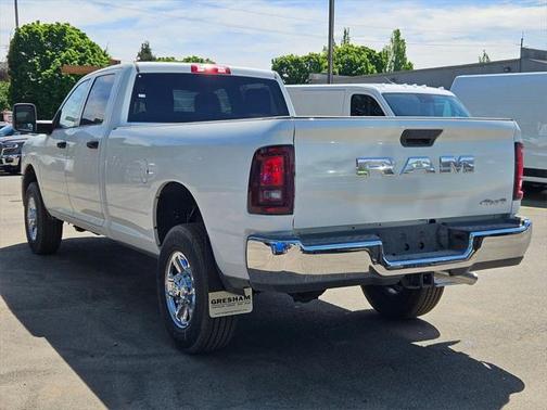 2025 RAM 2500 Tradesman Crew Cab 4x4 8' Box
